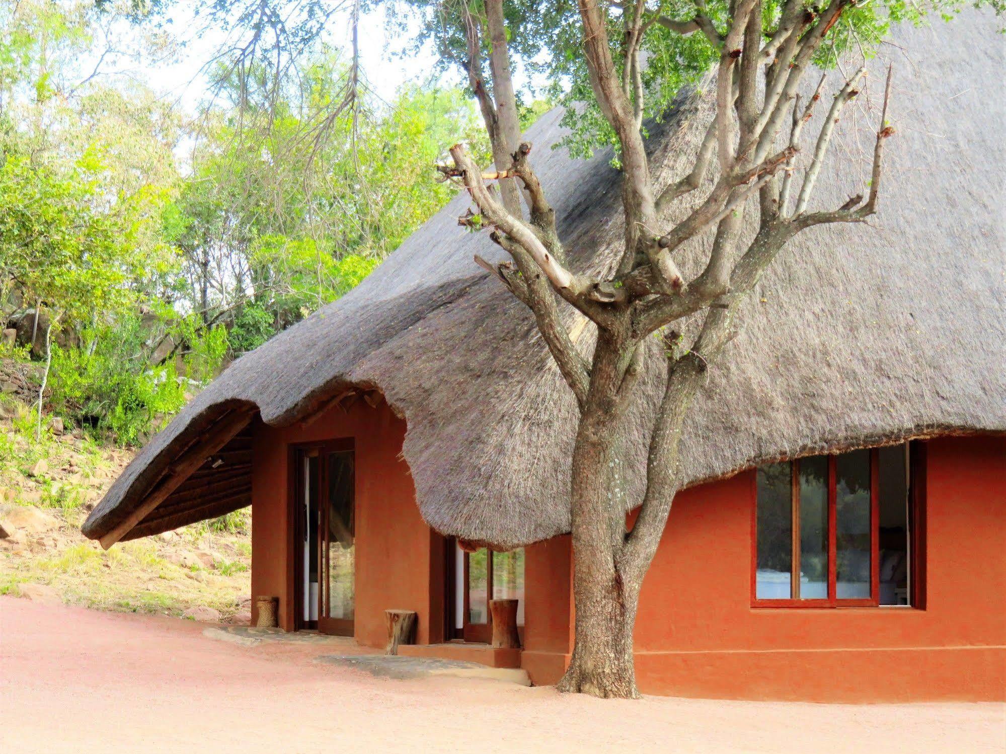 Zebras Crossing Private Game Lodge Модимолле Экстерьер фото